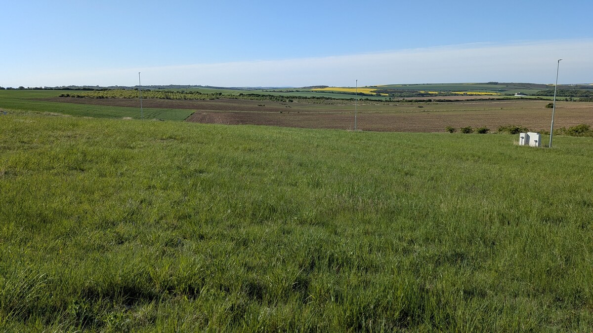Stavebný pozemok 601 m2 v Štitároch — foto 3