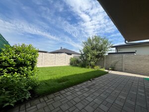 Rodinný dom v obci Láb, kľudná slepá ulica — foto 16