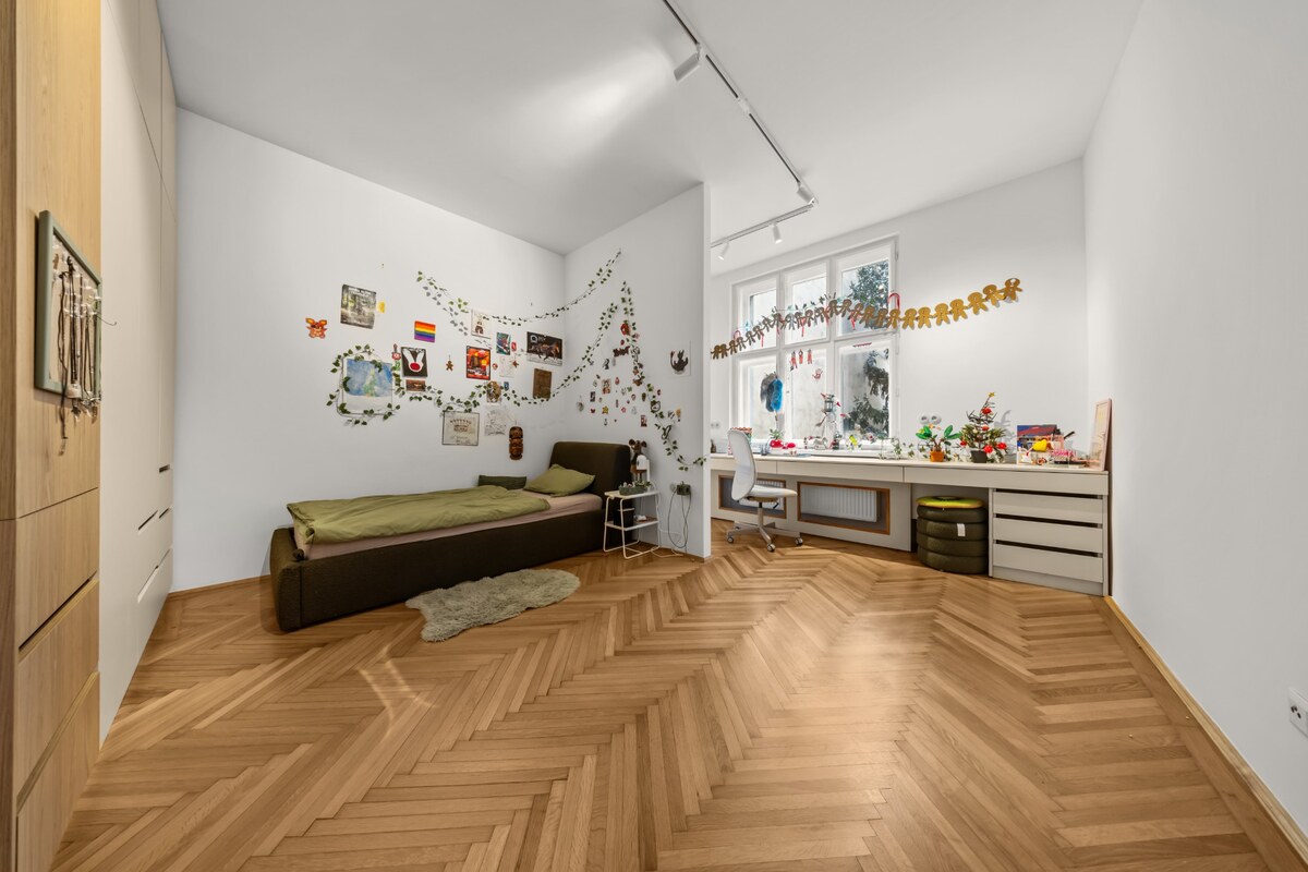 V historickom centre Bratislavy 5 izbový byt na ul. Palisády v BA — foto 13