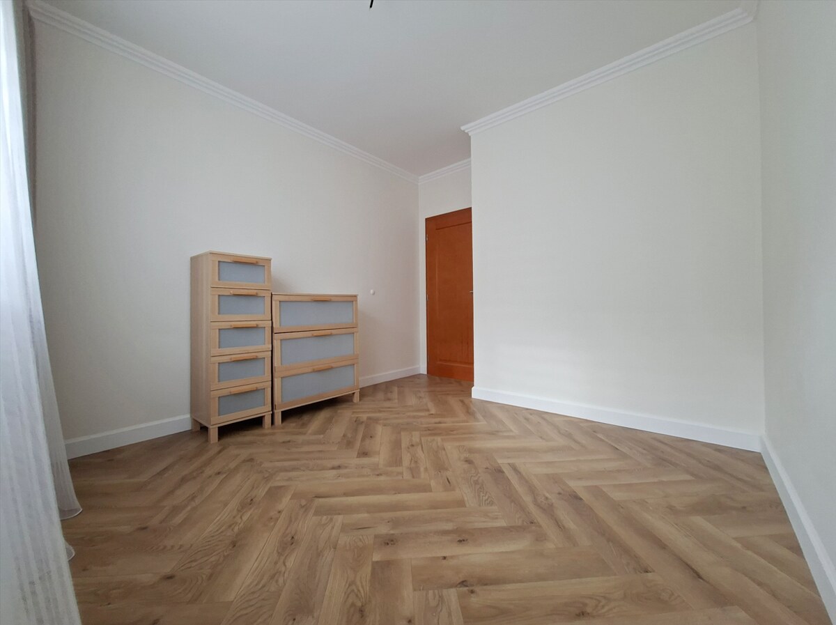 S garážovým státím a záhradkou 3 izbový byt na ul. Široká v Bratislave — foto 13