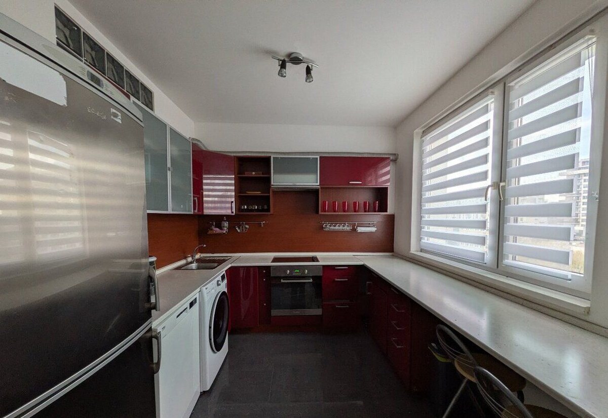 4 izbový prerobený na 2 samostatné byt. jednotky, Wolkrova — foto 4