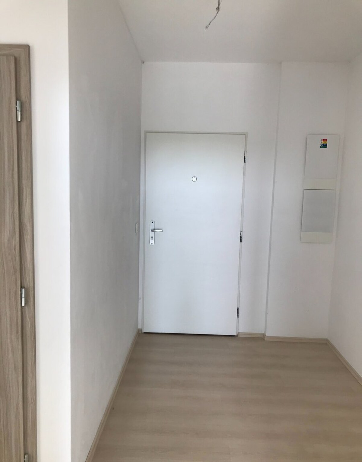 3- izbový byt, Bajkalská ulica — foto 11