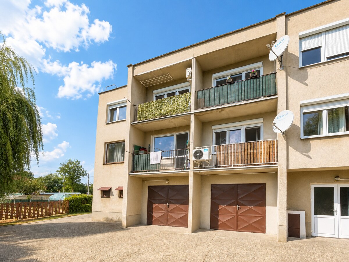 4 izbový byt 93m² s garážou, záhradou a vlastným pozemkom – Jahodná — foto 17