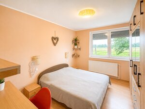 4 izbový byt 93m² s garážou, záhradou a vlastným pozemkom – Jahodná — foto 10