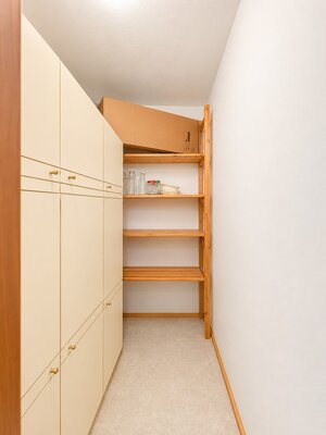 4 izbový byt 93m² s garážou, záhradou a vlastným pozemkom – Jahodná — foto 12