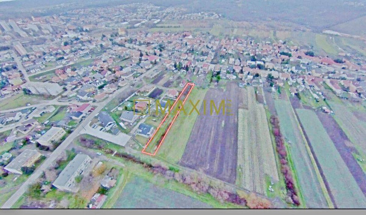 PREDAJ - Stavebný pozemok v meste Stupava — foto 2