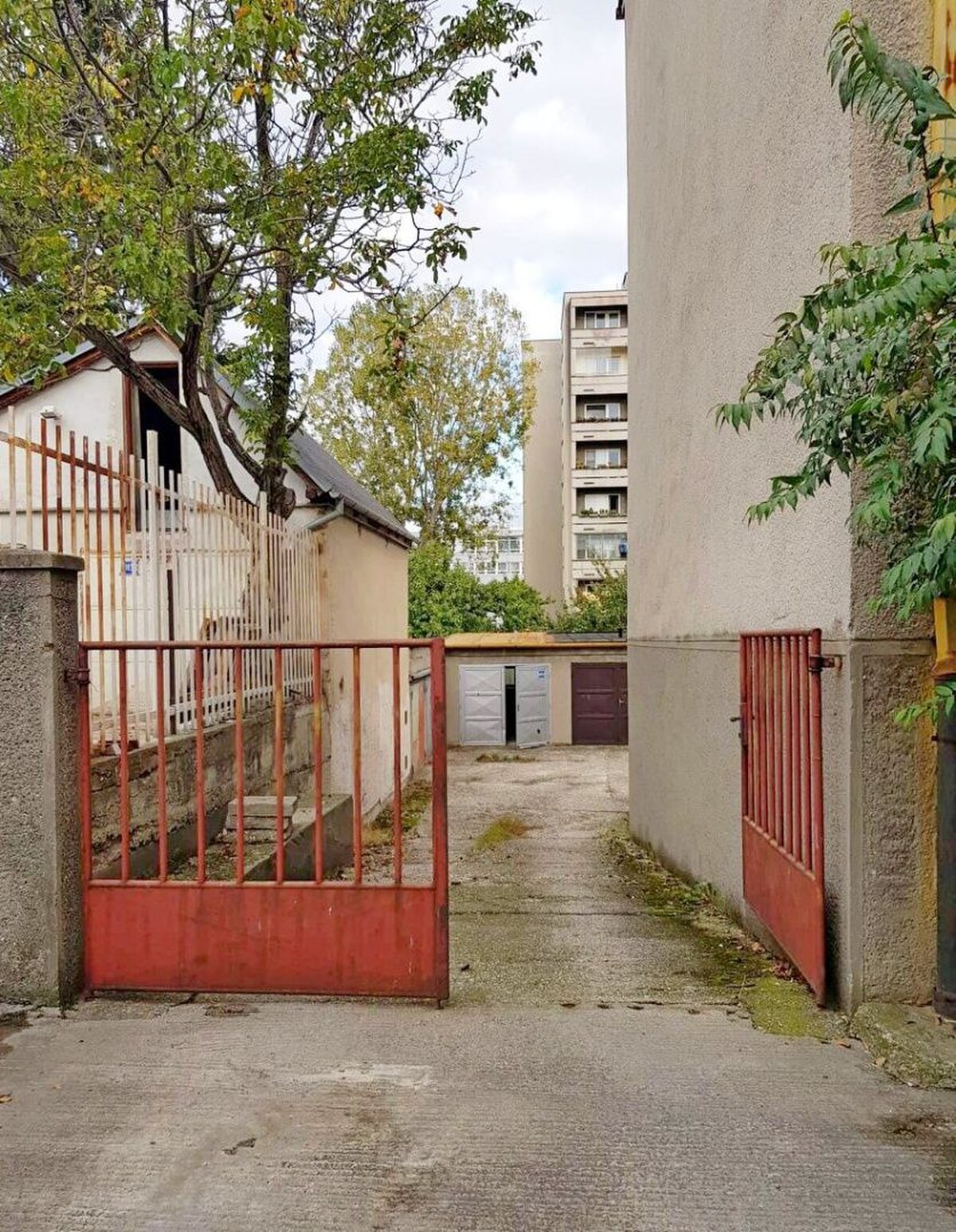 PREDAJ - Garáž s pozemkom na Prešovskej ulici