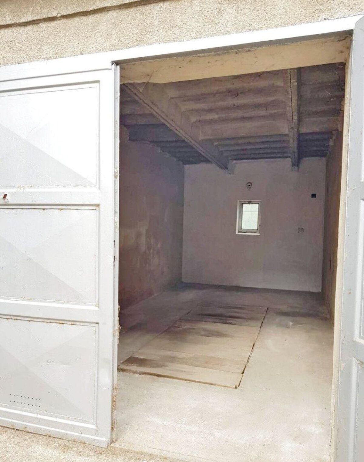 PREDAJ - Garáž s pozemkom na Prešovskej ulici — foto 3
