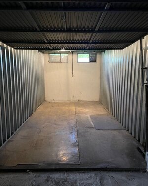 PREDAJ - Garáž na Mierovej ulici — foto 2