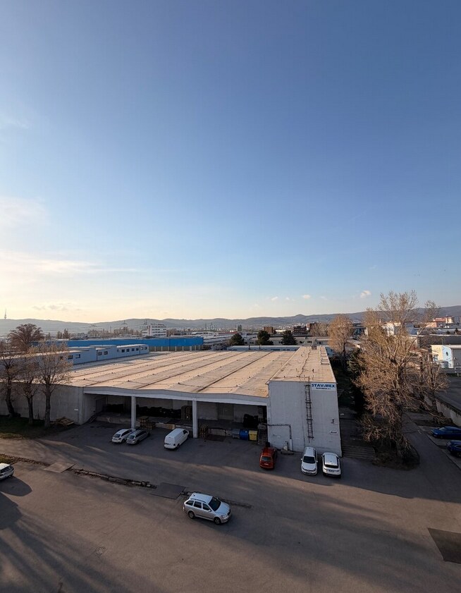 4-izbový byt, Bratislava/Nové Mesto, ulica Nová Rožňavská — foto 15
