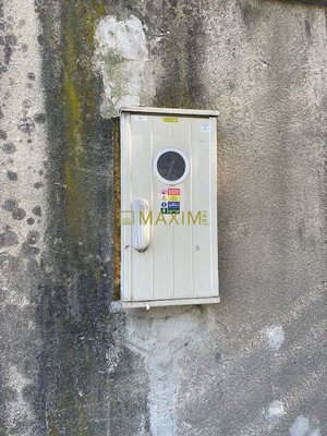 Garáž s nabíjaním pre elektromobil a montážnou jamou na Astronomickej — foto 5