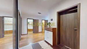 Veľký, slnečný a priestranný 3-izbový byt — foto 11