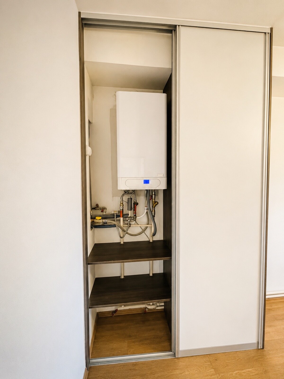 Pet friendly 3-izbový byt s klimatizáciou, loggiou na Nobelovej — foto 7