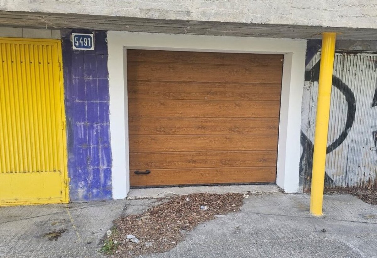 REZERVOVANÉ - Garáž na Karloveskej ulici — foto 3