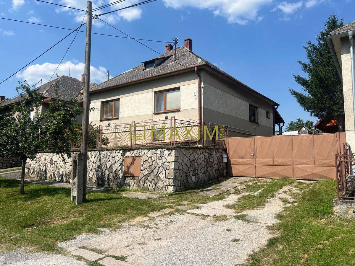 Pekný 3 izbový rodinný dom s veľkým pozemkom v Prievaloch — foto 5