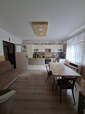 Pekný 3 izbový rodinný dom s veľkým pozemkom v Prievaloch — foto 11