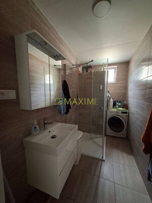 Pekný 3 izbový rodinný dom s veľkým pozemkom v Prievaloch — foto 14