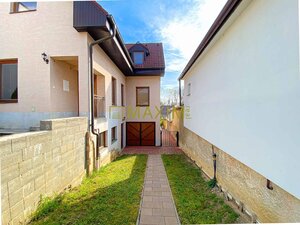 REZERVOVANÉ 5-izbový rodinný dom, Kátlovce — foto 6