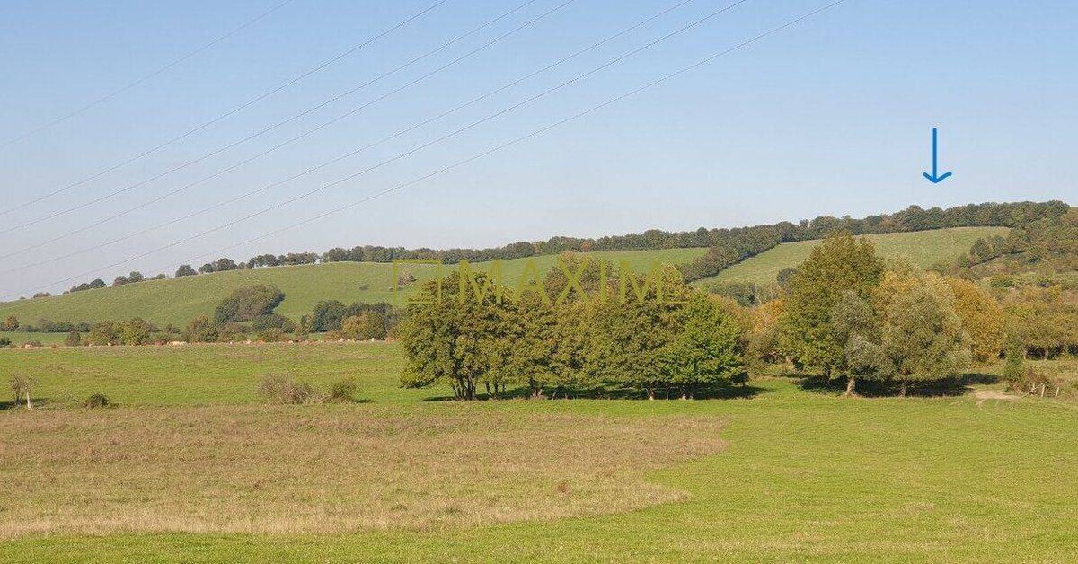 Slnečný takmer hektárový pozemok (9410m²) v k.ú. Kuchyňa s nádherným p — foto 3