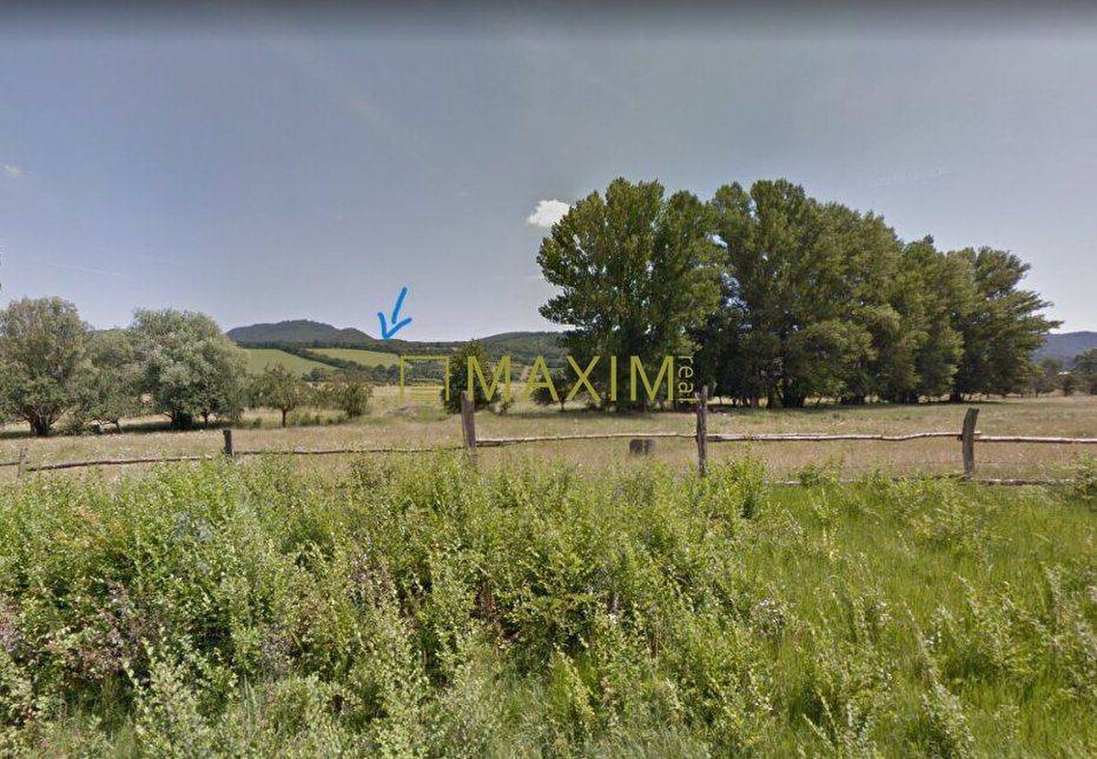 Slnečný takmer hektárový pozemok (9410m²) v k.ú. Kuchyňa s nádherným p — foto 5