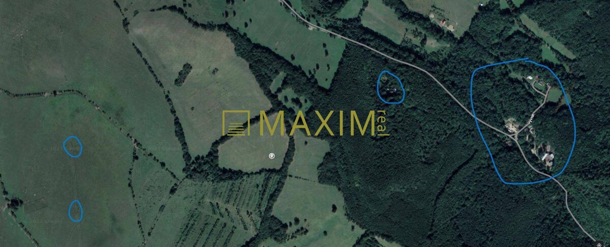 Slnečný takmer hektárový pozemok (9410m²) v k.ú. Kuchyňa s nádherným p — foto 8
