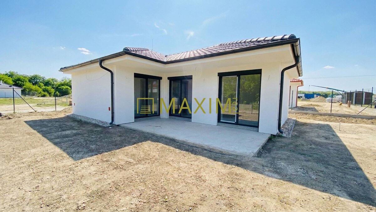 Novostavba 3-izbového domu - časť Zelená voda — foto 2