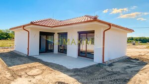 3-izbový dom v Moste pri Bratislave - časť Zelená voda — foto 1