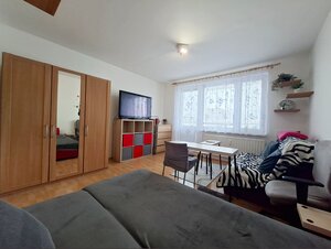 Zariadený 1 izbový byt na ulici Rovniankova v Bratislave — foto 5