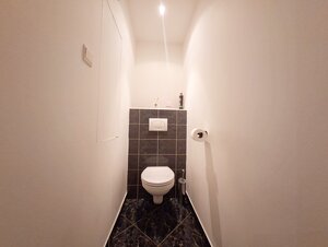 Zariadený 1 izbový byt na ulici Rovniankova v Bratislave — foto 8