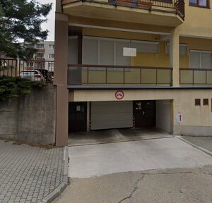 Garáž aj s pozemkom na ulici Hlaváčikova — foto 1