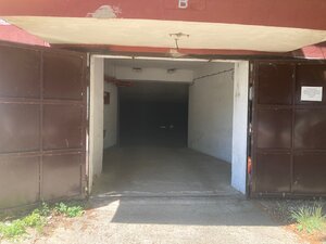 PREDAJ - Garáž aj s pozemkom na ulici Pionierska — foto 2