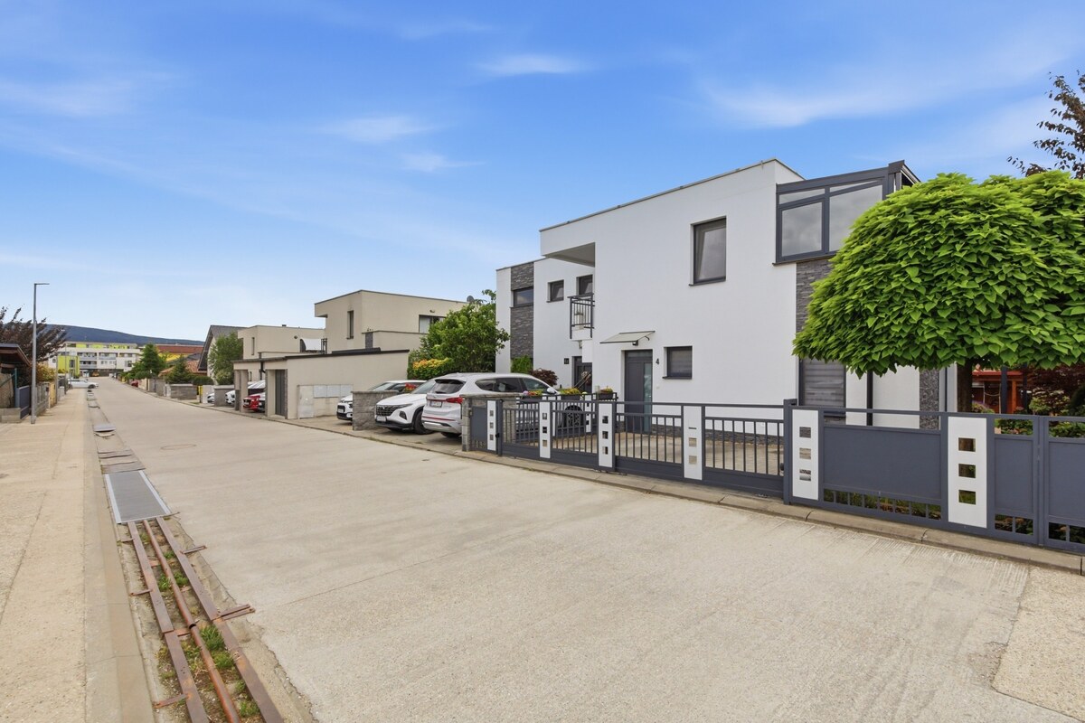 GRAVITAS | Zariadený 3,5 izbový byt/50m2 terasa/2 parkovacie miesta — foto 20