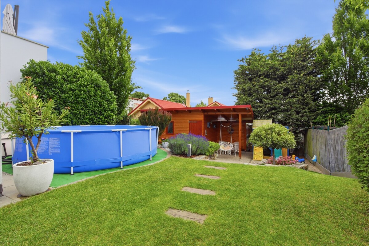 GRAVITAS | Zariadený 3 izb.byt, 229 m2 záhrada, 2 parkovacie miesta — foto 18