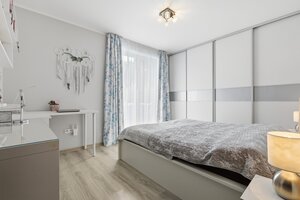 GRAVITAS | Zariadený 3 izb.byt, 229 m2 záhrada, 2 parkovacie miesta — foto 8