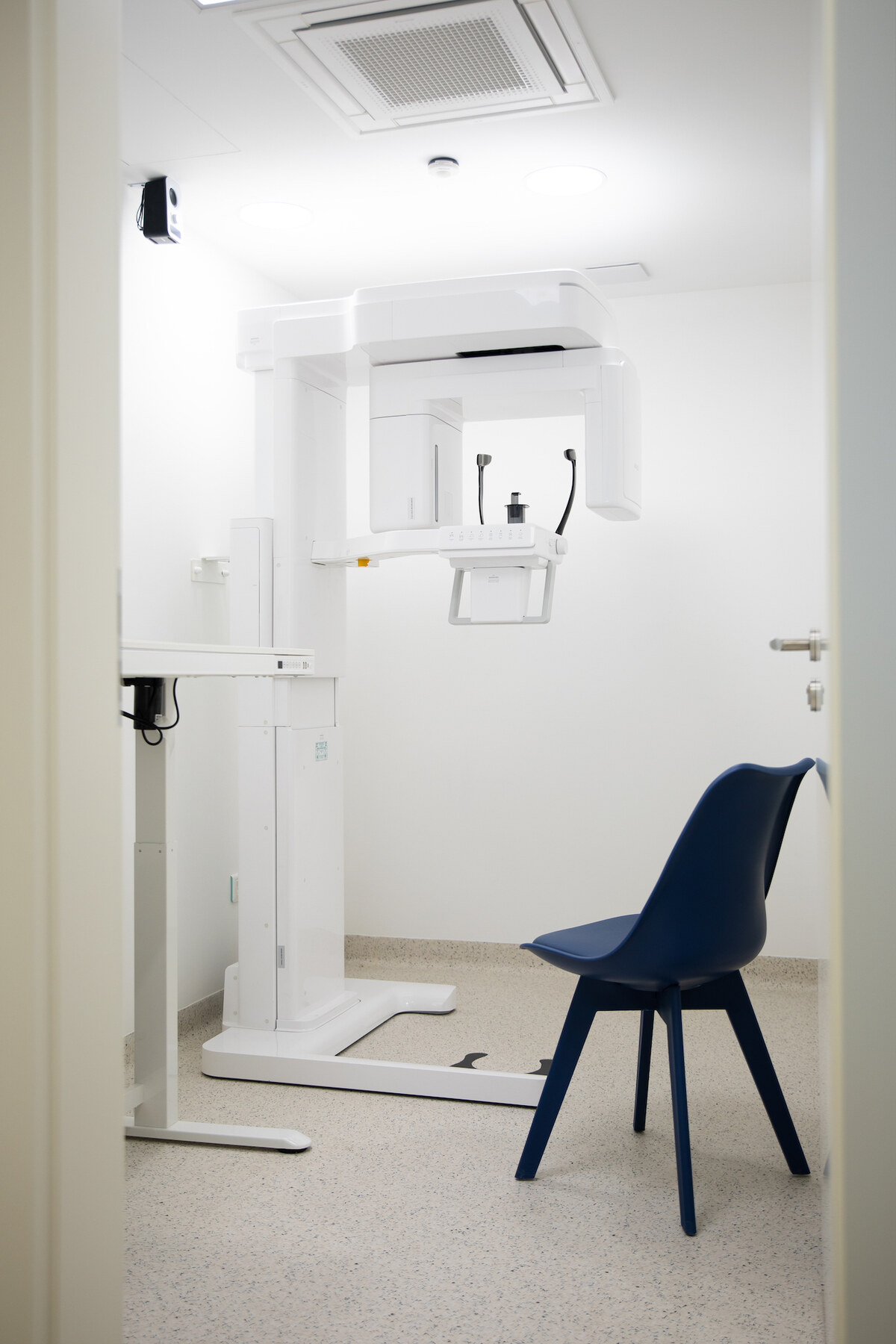 GRAVITAS | Kompletne zariadená zubná ambulancia, Záhorská Bystrica — foto 15