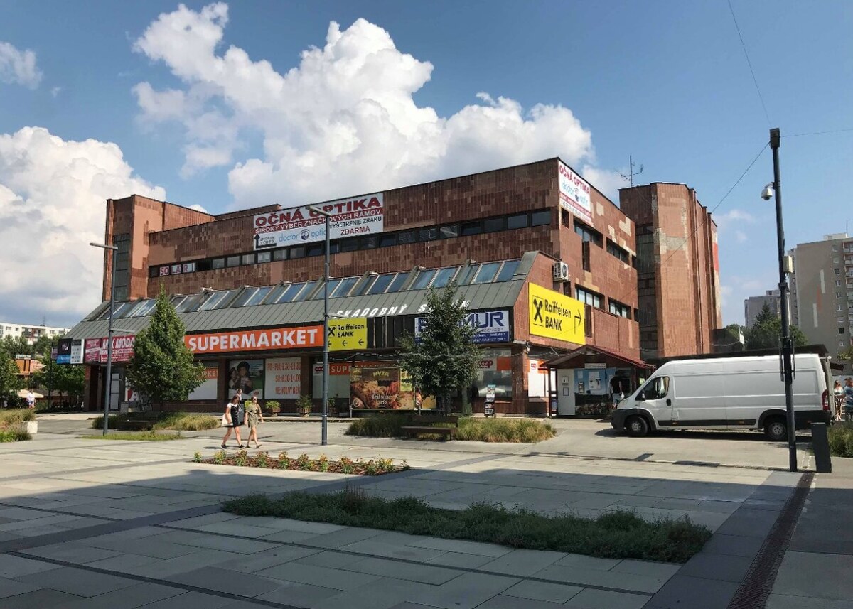 GRAVITAS | Prenájom obchodných / kancelárskych priestorov v OC FIX — foto 3