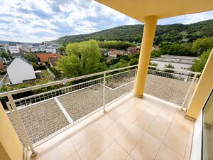 3-izbový byt s terasou a garážou na prenájom – Devínska Nová Ves — foto 9