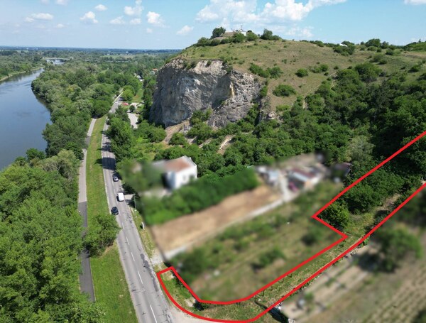 GRAVITAS | Na predaj atraktívny stavebný pozemok, Devínska Nová Ves