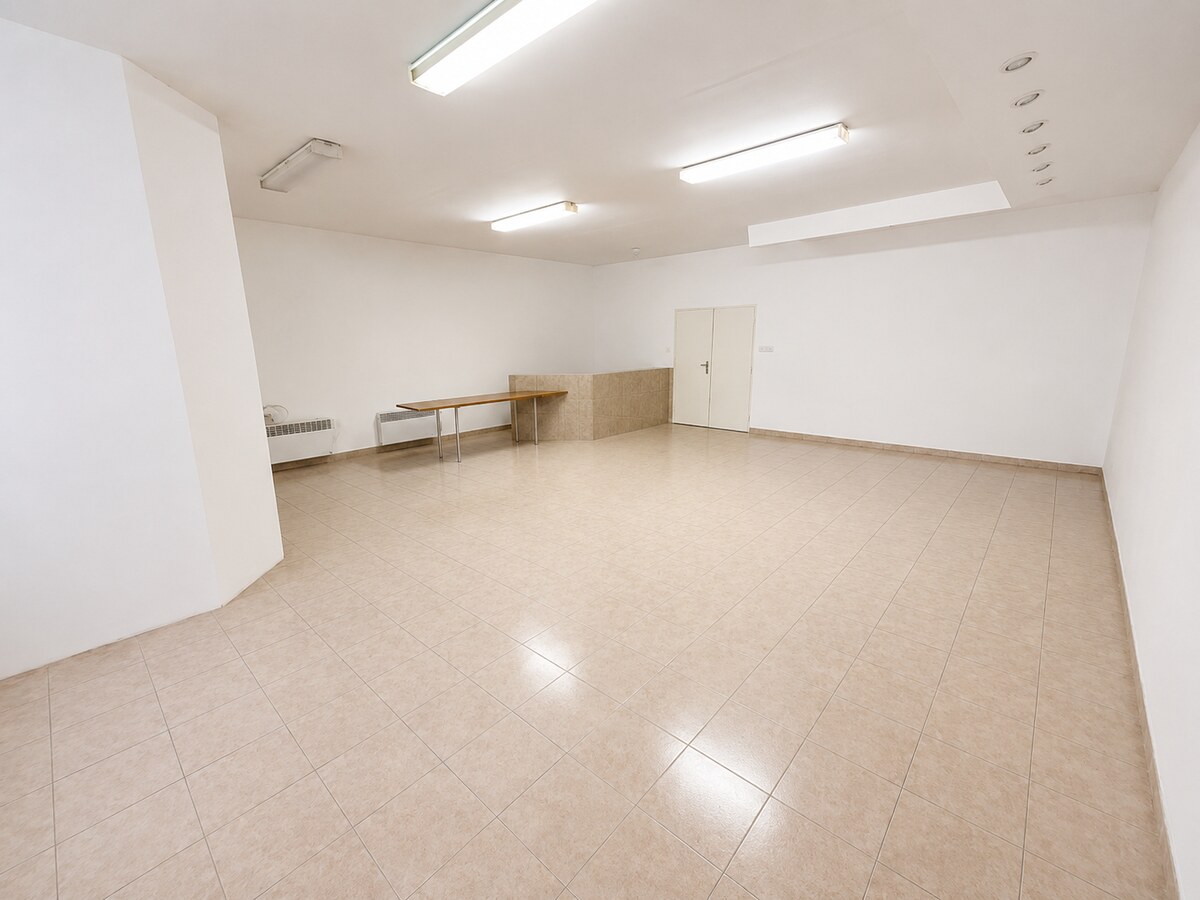 GRAVITAS | Na prenájom skladový / obchodný priestor – 70 m², Vajnorská — foto 2