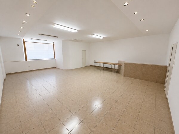 GRAVITAS | Na prenájom skladový / obchodný priestor – 70 m², Vajnorská