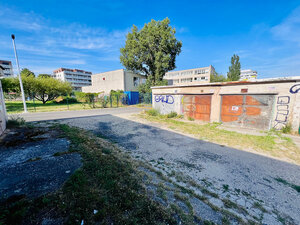 GRAVITAS | Ponúkame na predaj Garáž na Skalickej ul. Nové Mesto — foto 4