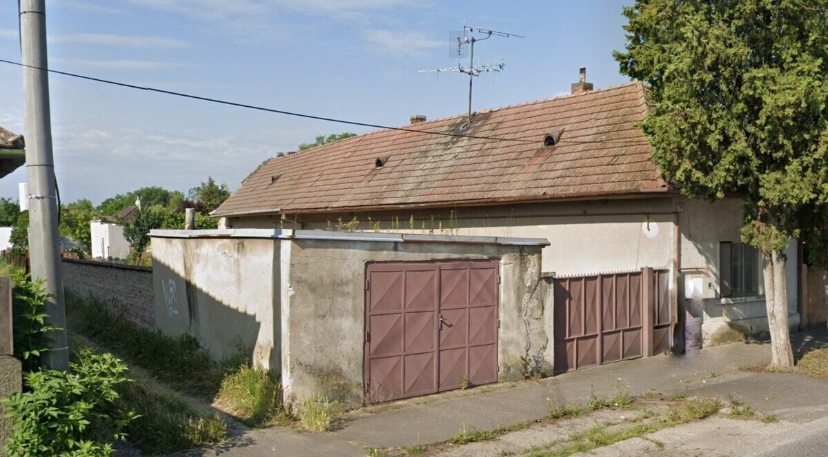 GRAVITAS | Na predaj investičný pozemok s domom — foto 4