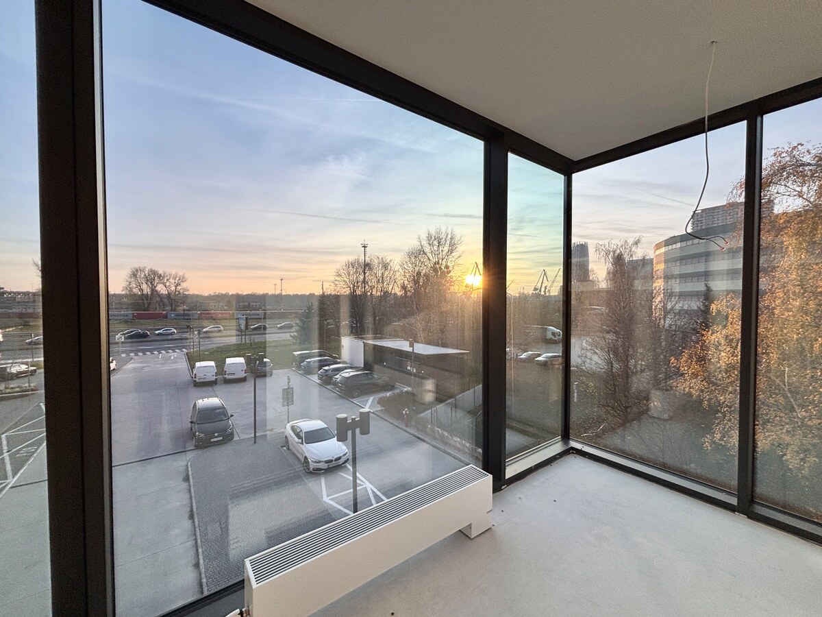 GRAVITAS | NA PREDAJ | 3izb. veľkometrážny ateliér | Prístavná ulica — foto 3