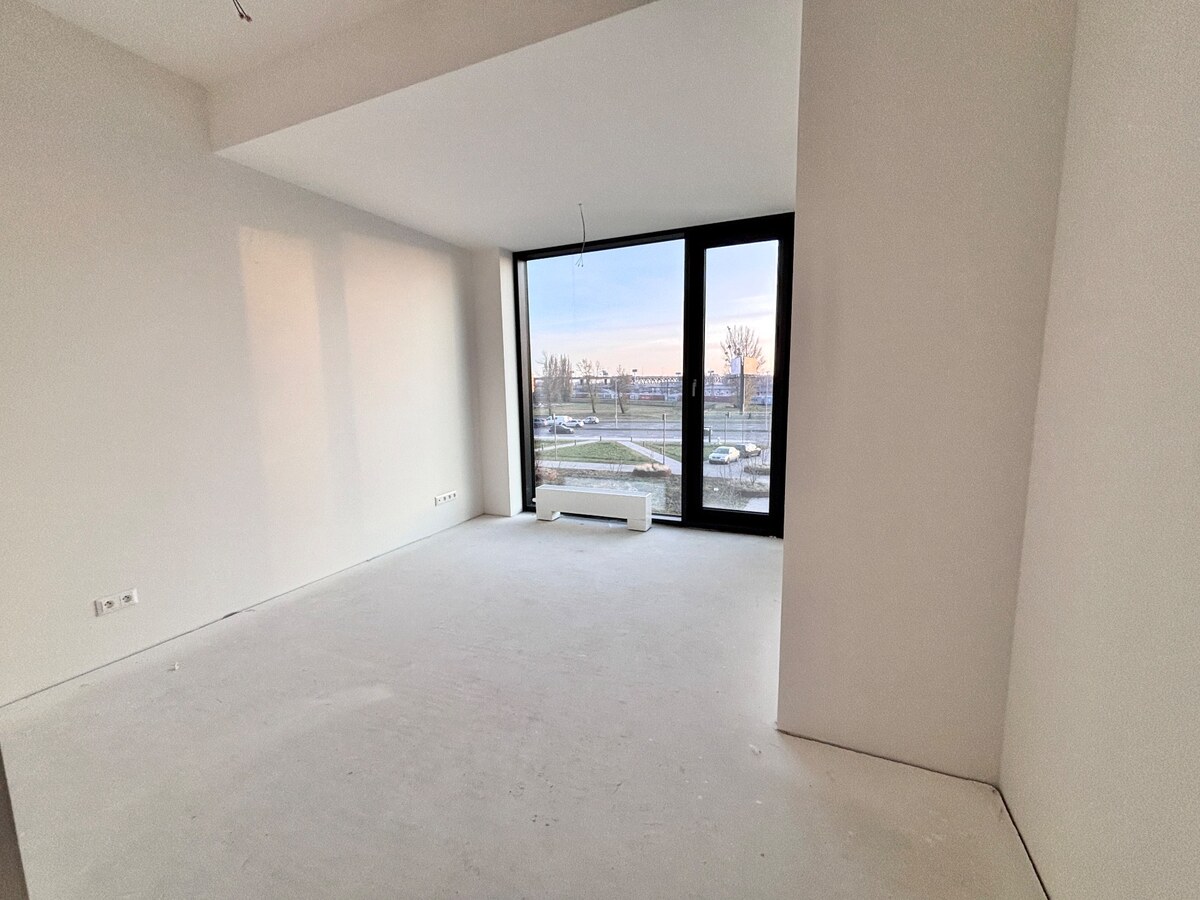 GRAVITAS | NA PREDAJ | 3izb. veľkometrážny ateliér | Prístavná ulica — foto 7