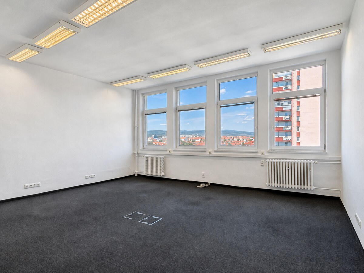 GRAVITAS | Kancelárie Prenájom od 20m2 | ul. Za Kasárňou | Nové Mesto — foto 2