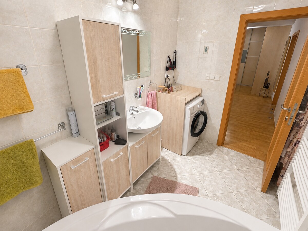 REZERVOVANÝ - Na predaj zariadený 2-izbový byt, Dlhá ulica, Stupava — foto 11