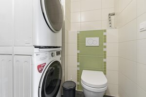 GRAVITAS | Zariadený 2-izbový byt s loggiou na Kadnárovej ulici — foto 15