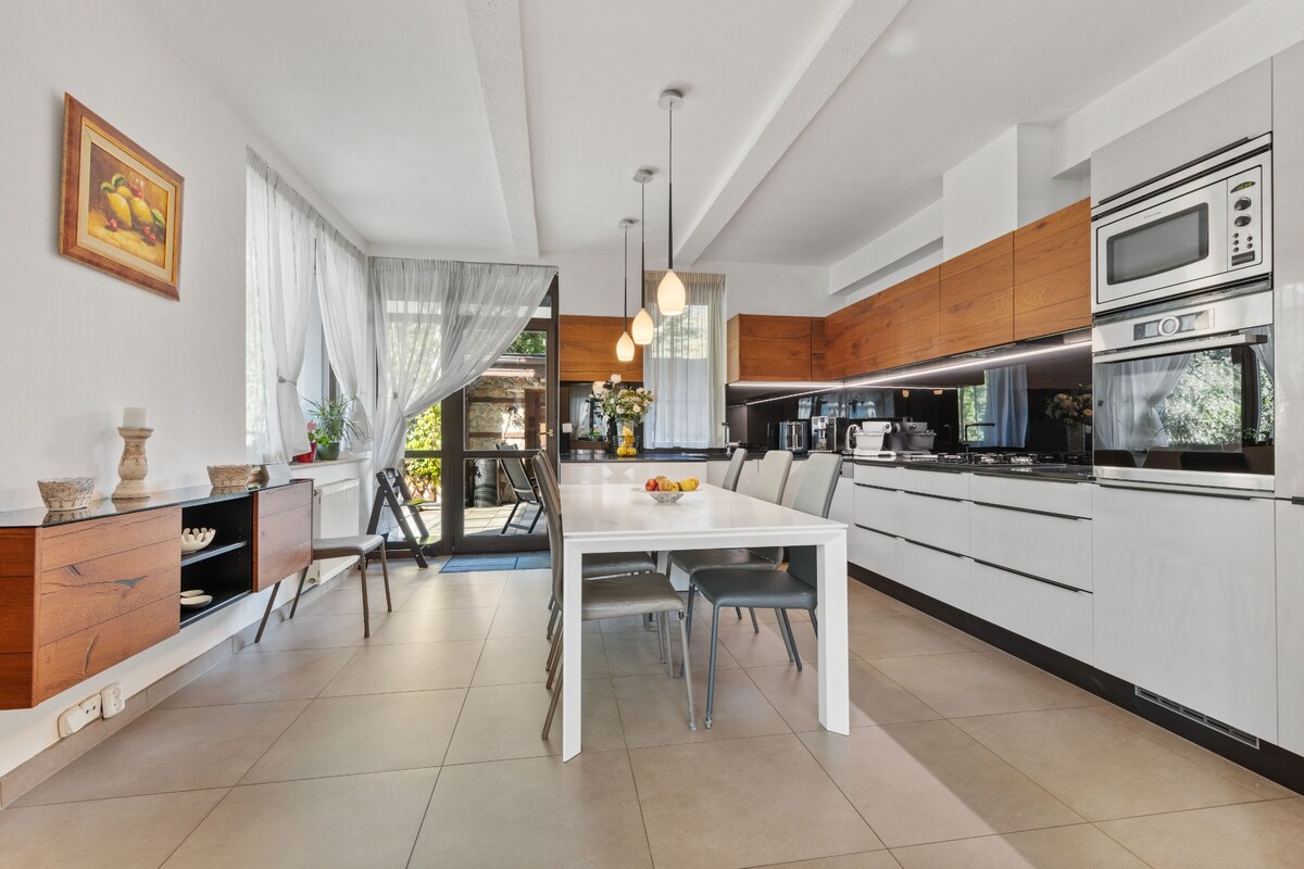GRAVITAS | 6-izb. RD s bazénom v blízkosti centra BA — foto 5