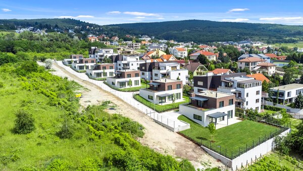 RAČIANSKA PERLA - Bratislava - Rača - SKOLAUDOVANÉ !!!