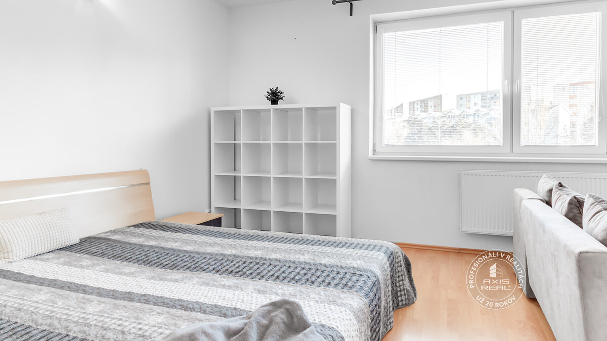 AXIS REAL | 1izbový byt, tehla, internet, BA Lamač, Malokarpatské nám. — foto 6